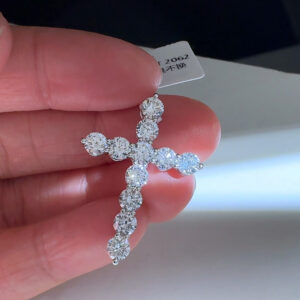 18k Gold Round Lab-Grown Cross Diamond Necklace