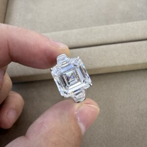 PT950 Platinum Square Emerald Lab-Grown Three stones Diamond Ring